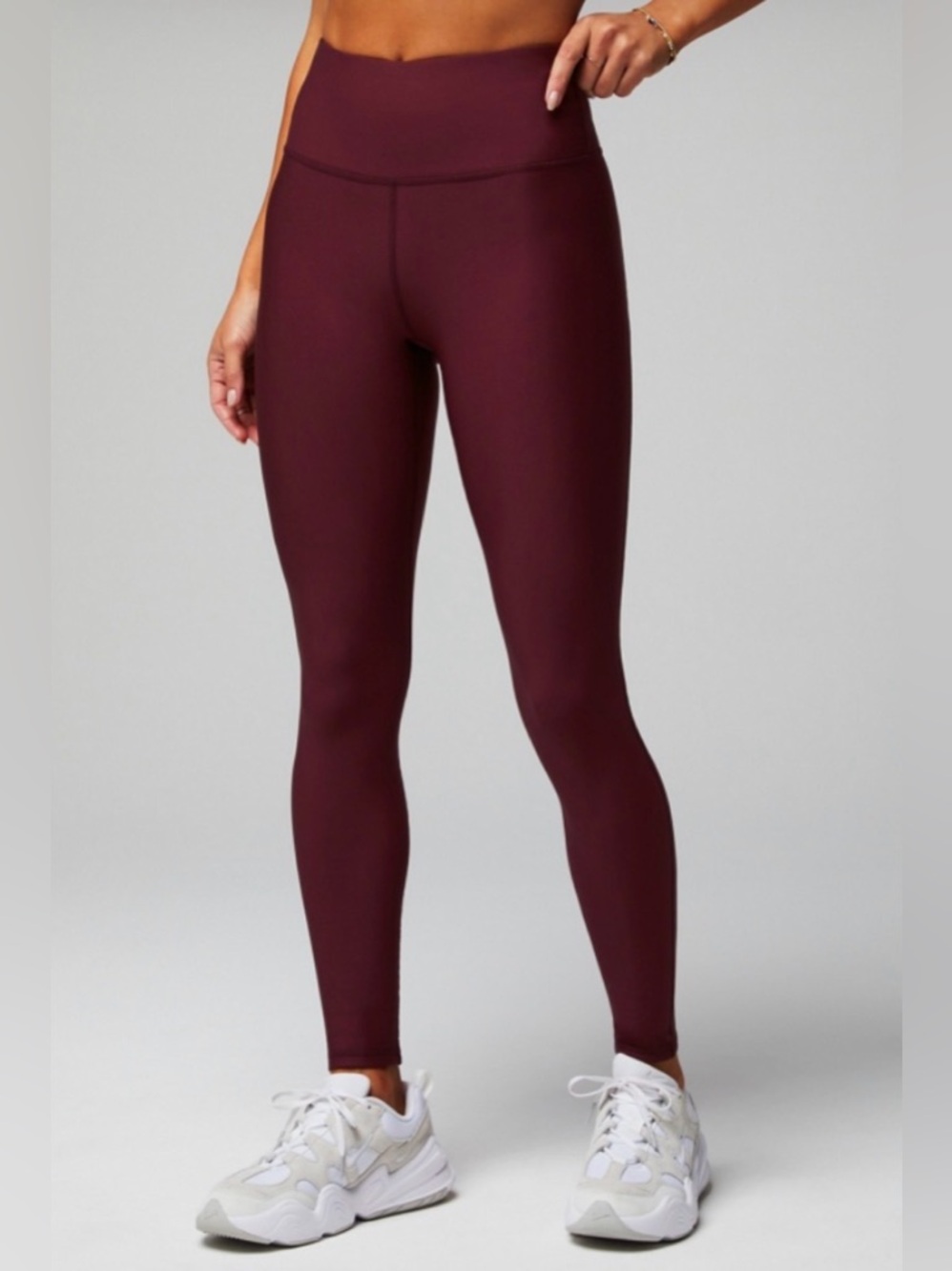 Fabletics Cold Weather High Waisted Legging NWT Size Medium MERLOT